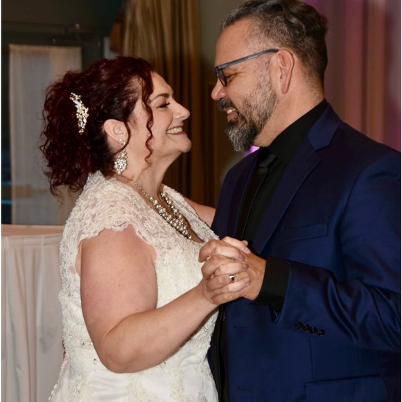 Meet your Posher, Kelly - Picture 2 of 5